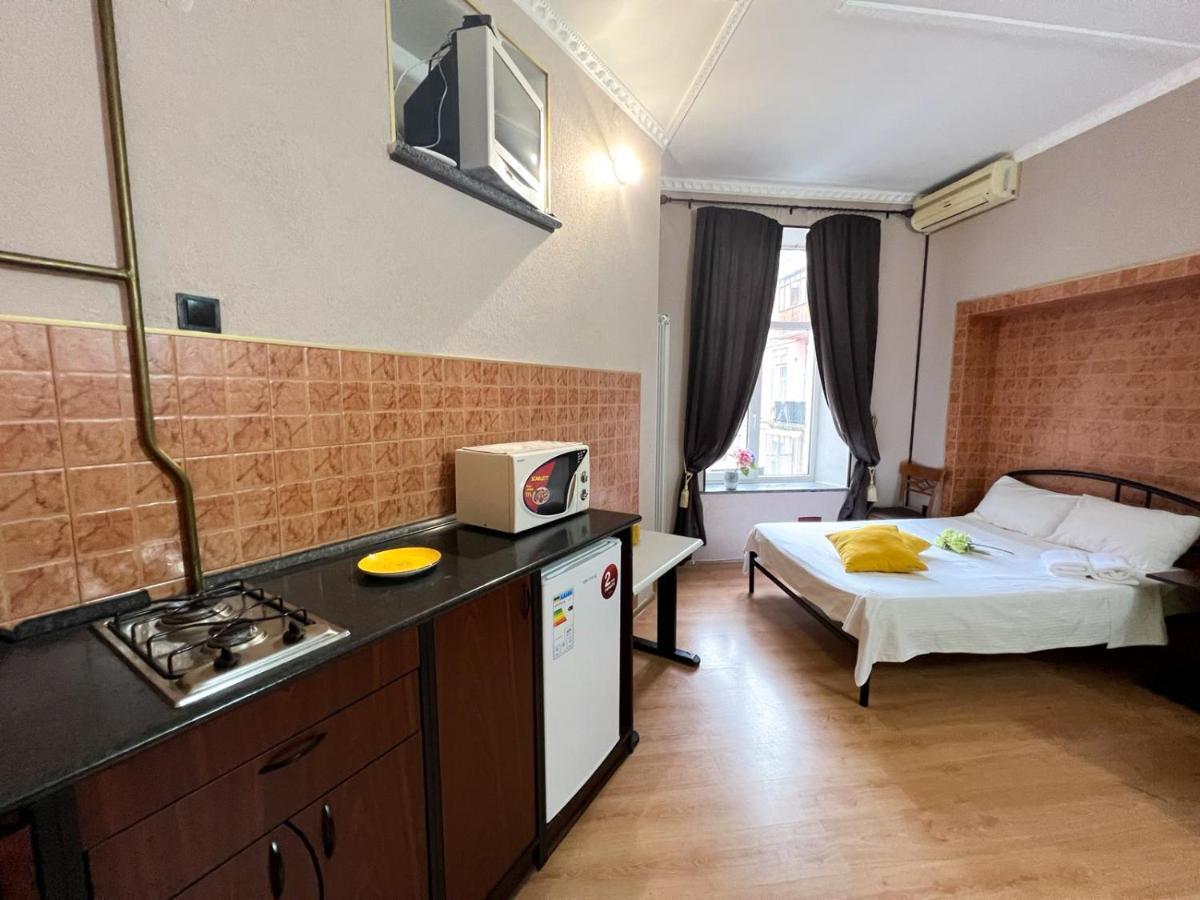 Apartment In The Historic Center Kiev Eksteriør bilde