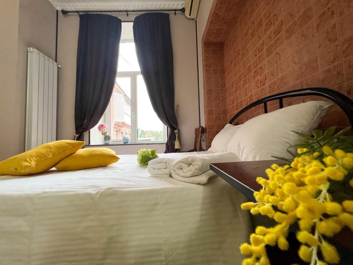 Apartment In The Historic Center Kiev Eksteriør bilde
