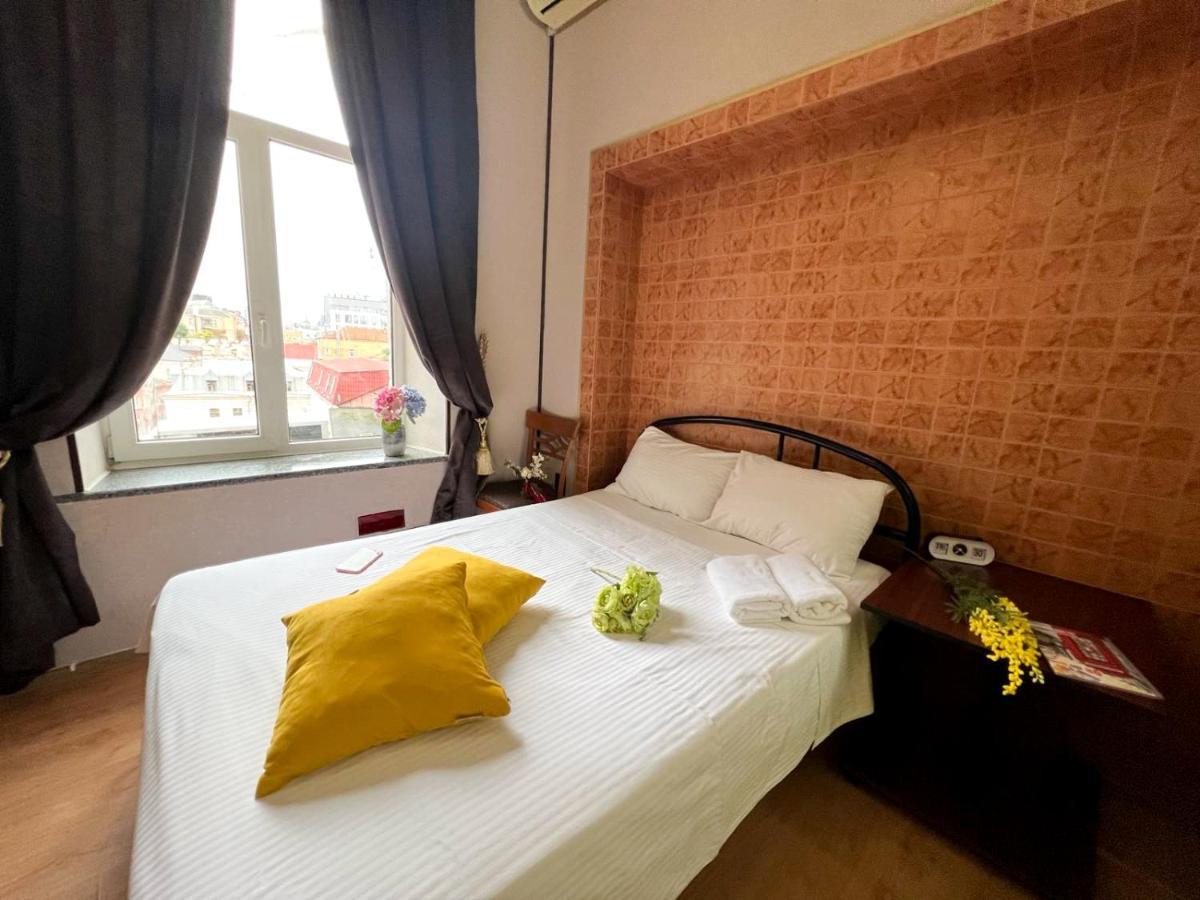 Apartment In The Historic Center Kiev Eksteriør bilde