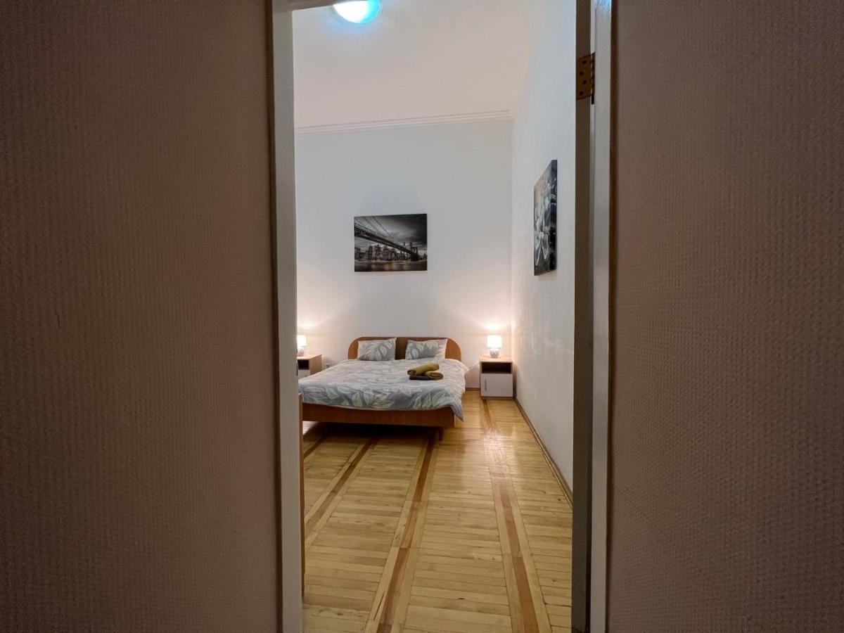 Apartment In The Historic Center Kiev Eksteriør bilde