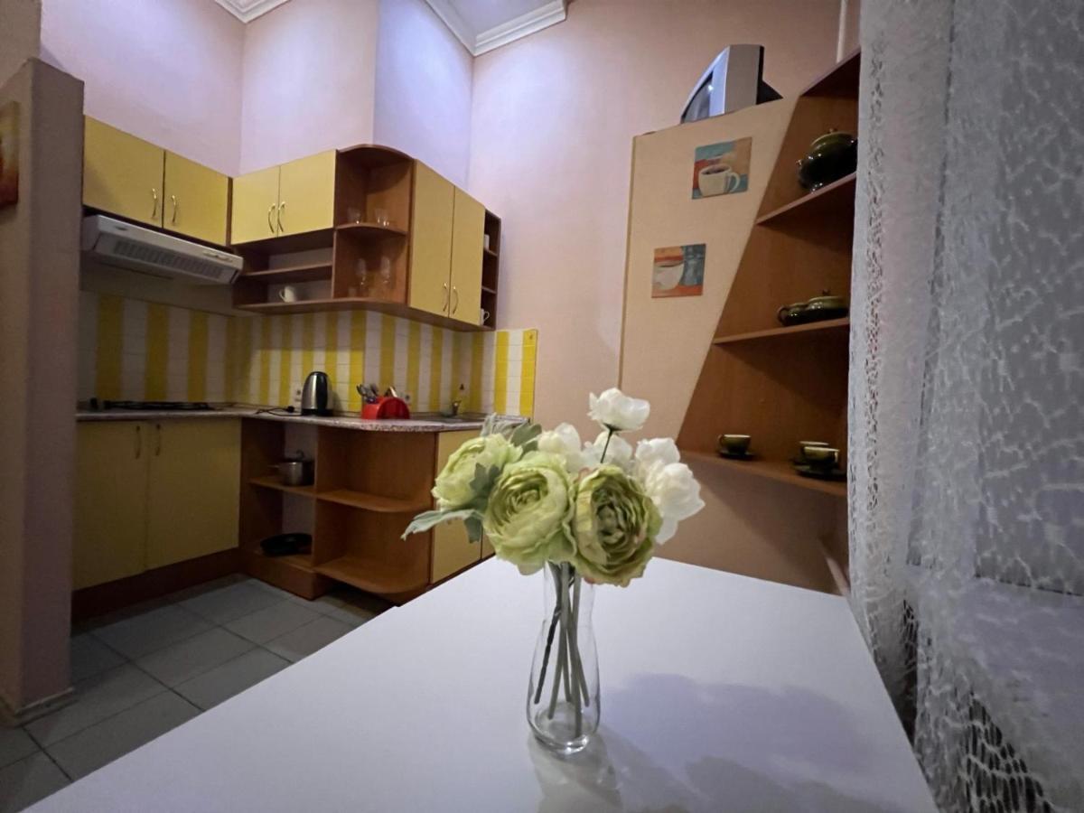 Apartment In The Historic Center Kiev Eksteriør bilde