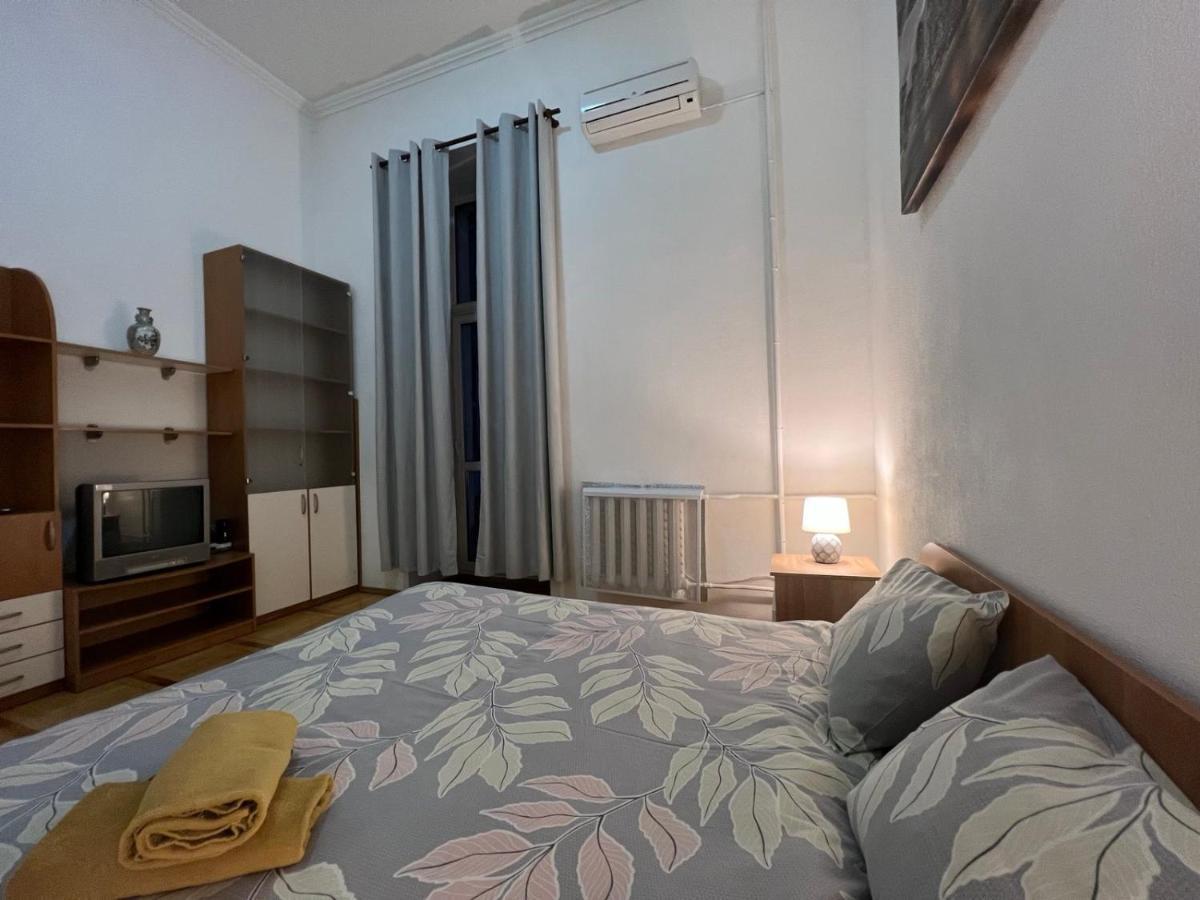 Apartment In The Historic Center Kiev Eksteriør bilde